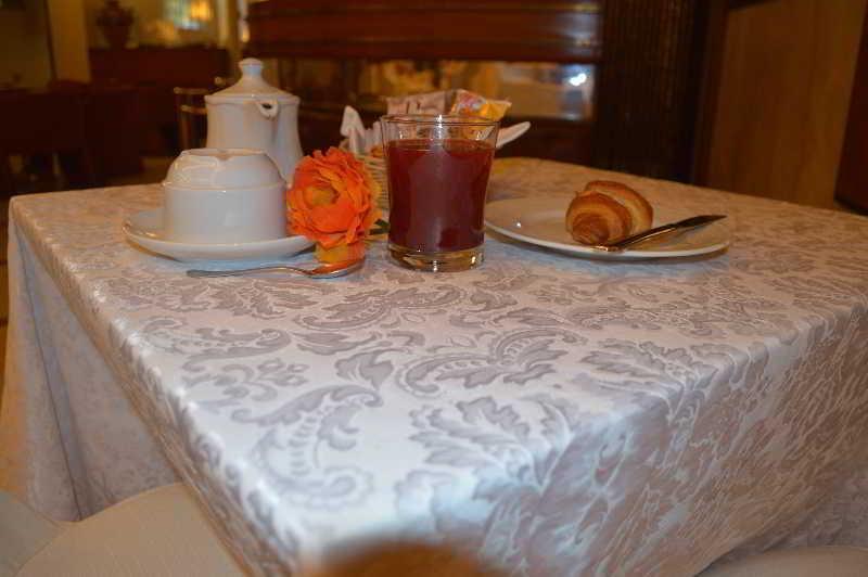 Augustus Hotel Ottaviano Luaran gambar
