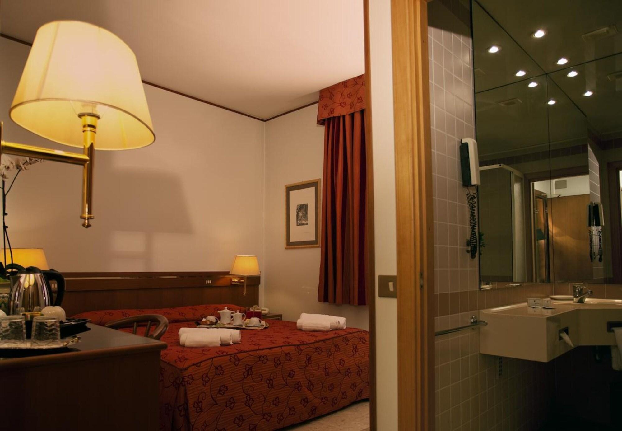 Augustus Hotel Ottaviano Luaran gambar