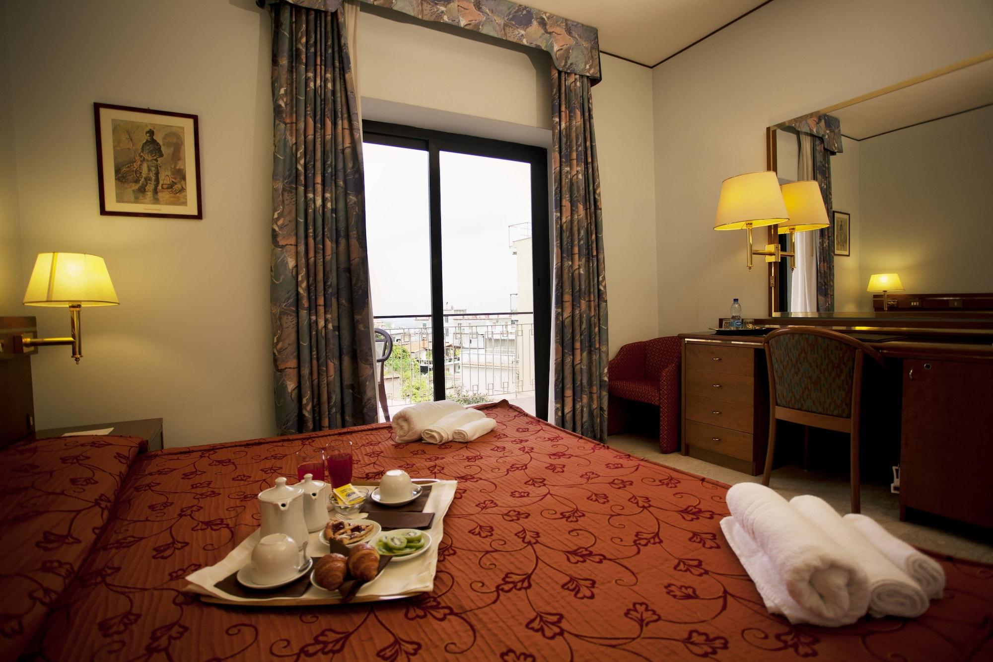 Augustus Hotel Ottaviano Luaran gambar