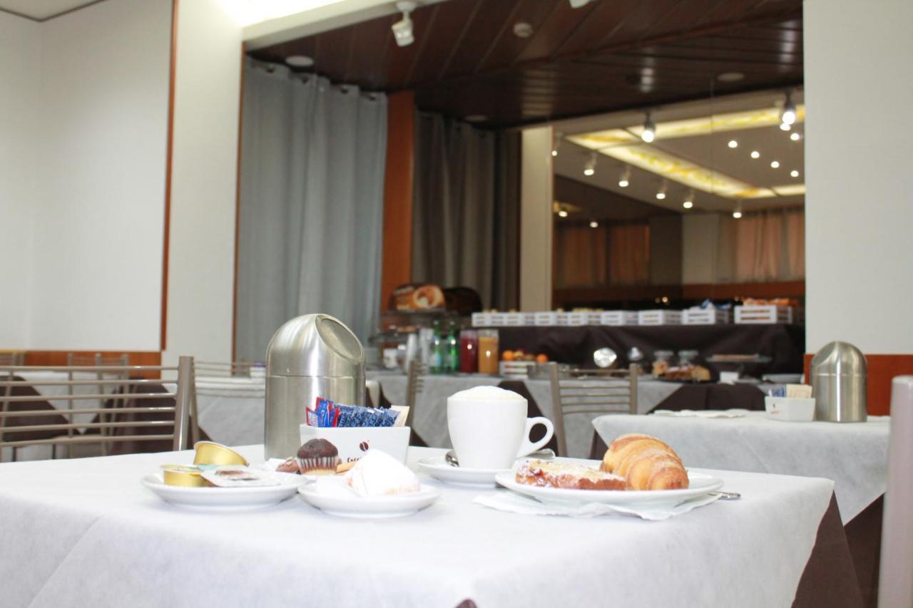 Augustus Hotel Ottaviano Luaran gambar